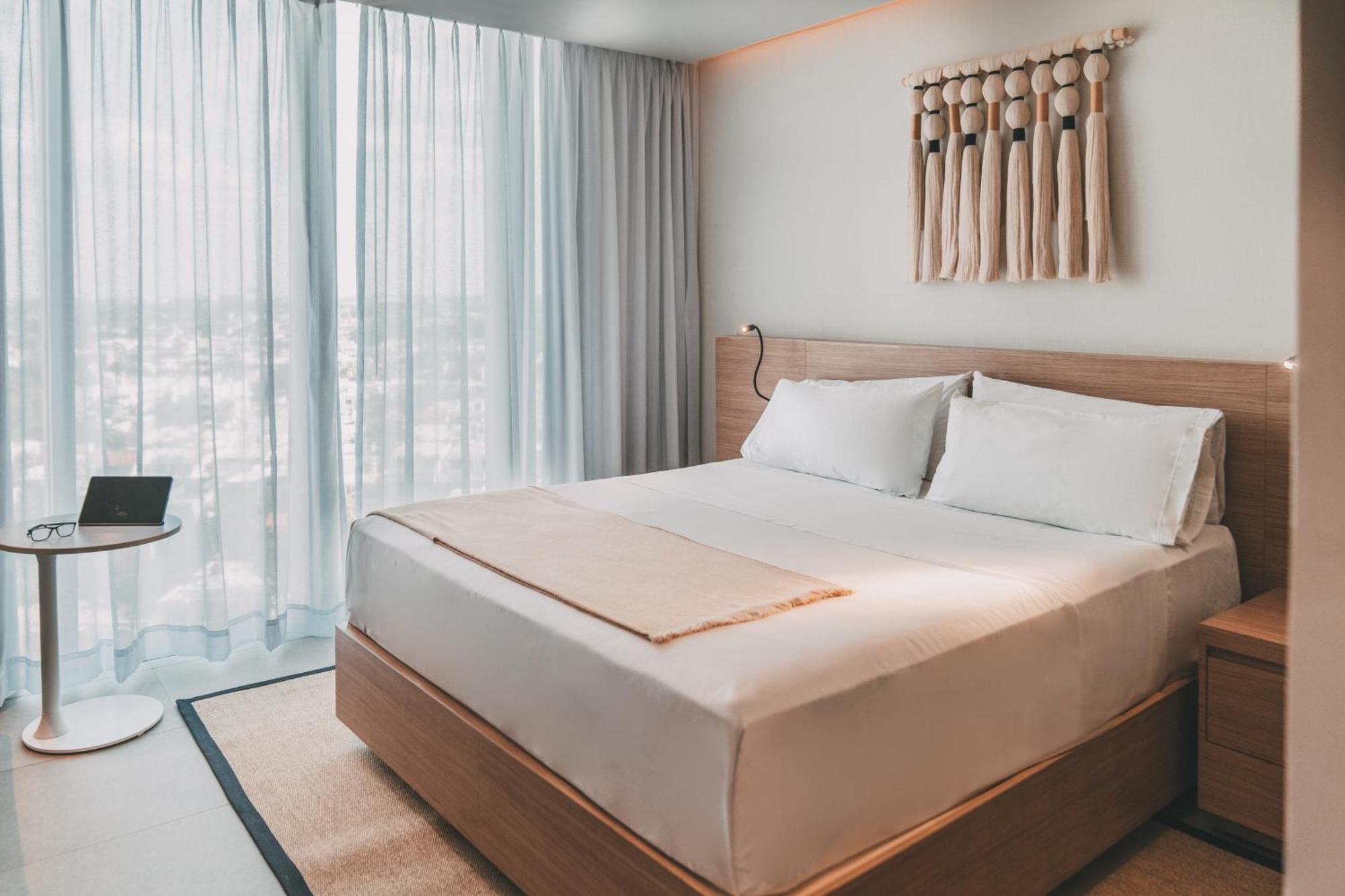 Aken Mind Merida Hotel Bagian luar foto
