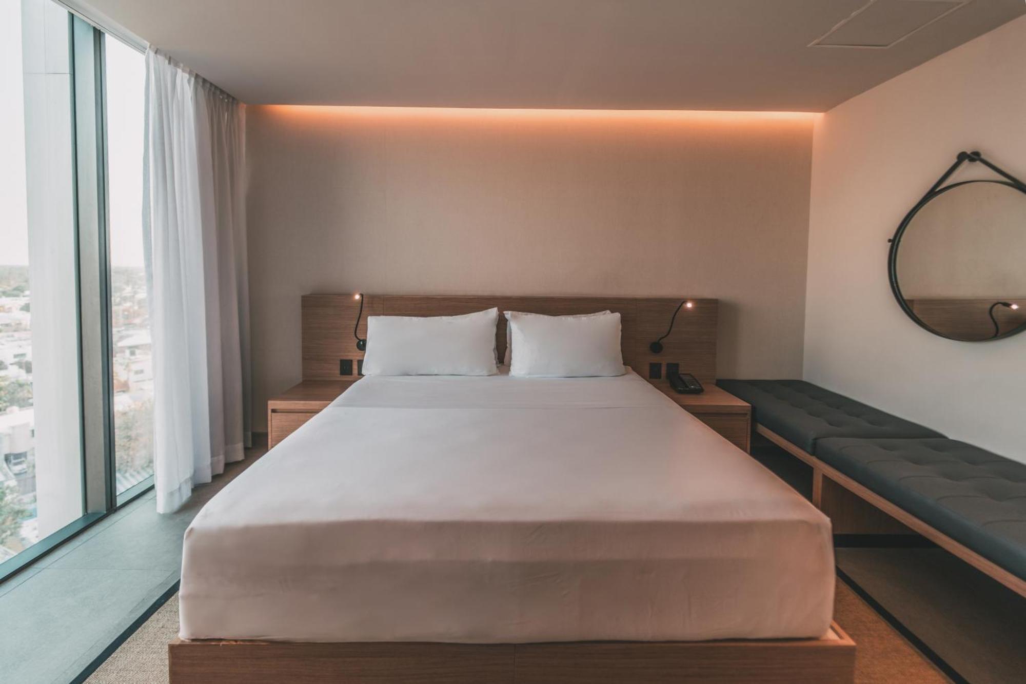 Aken Mind Merida Hotel Bagian luar foto